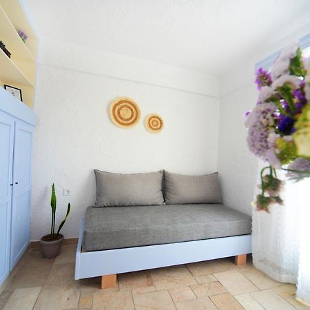 Anthelia Apartments Myrties Esterno foto